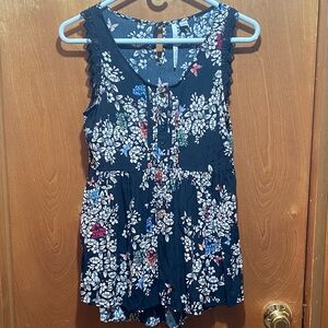 LC Lauren Conrad Black & Multi Colored Floral Sleeveless Pleated Top